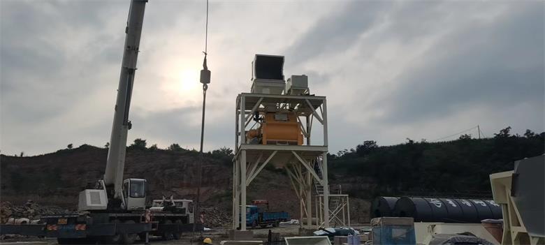 ���b�F(xi��n)��(ch��ng)