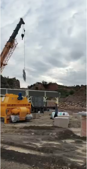 ���b�F(xi��n)��(ch��ng)